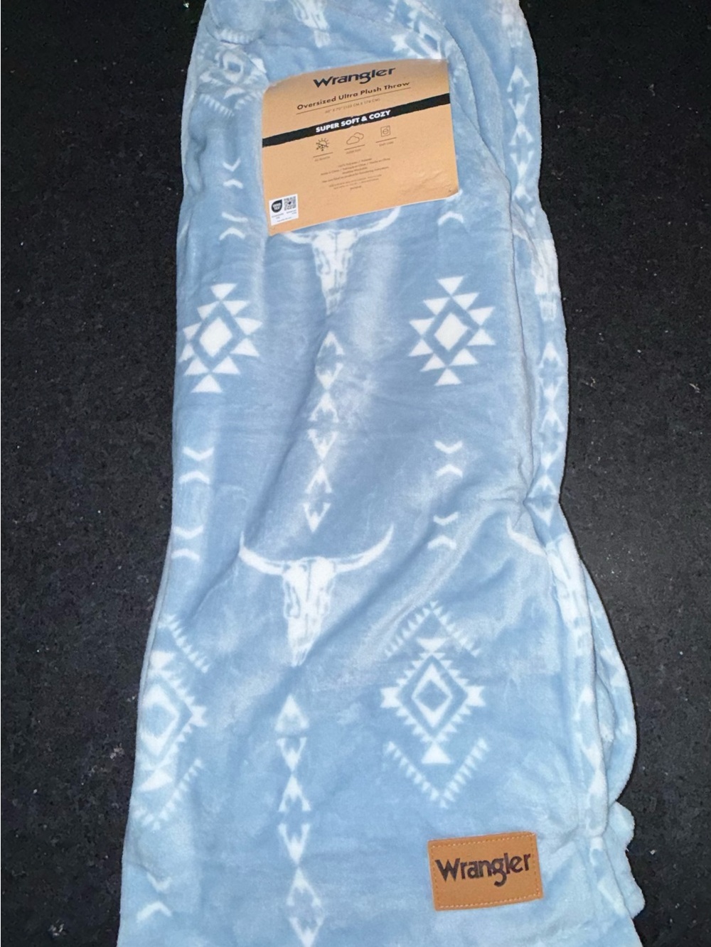 NEW Wrangler Oversized Ultra Plush Throw 60x70 Light Blue Aztec Steer Cow Skull